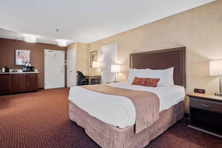Room 63 of 130