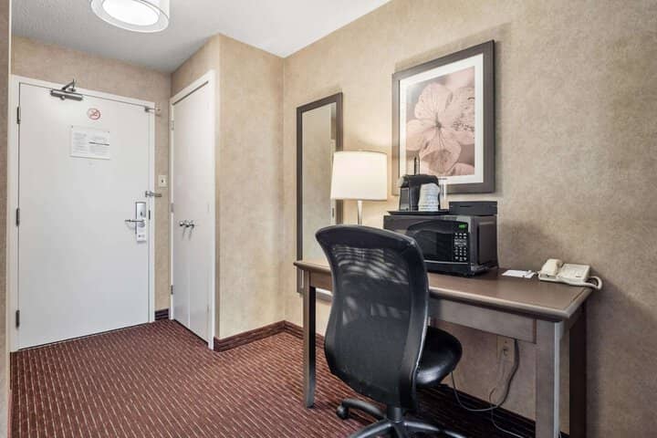 Room 43 of 130