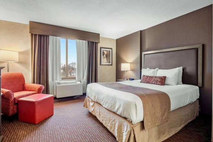Room 42 of 130