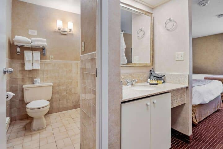 Room 100 of 130